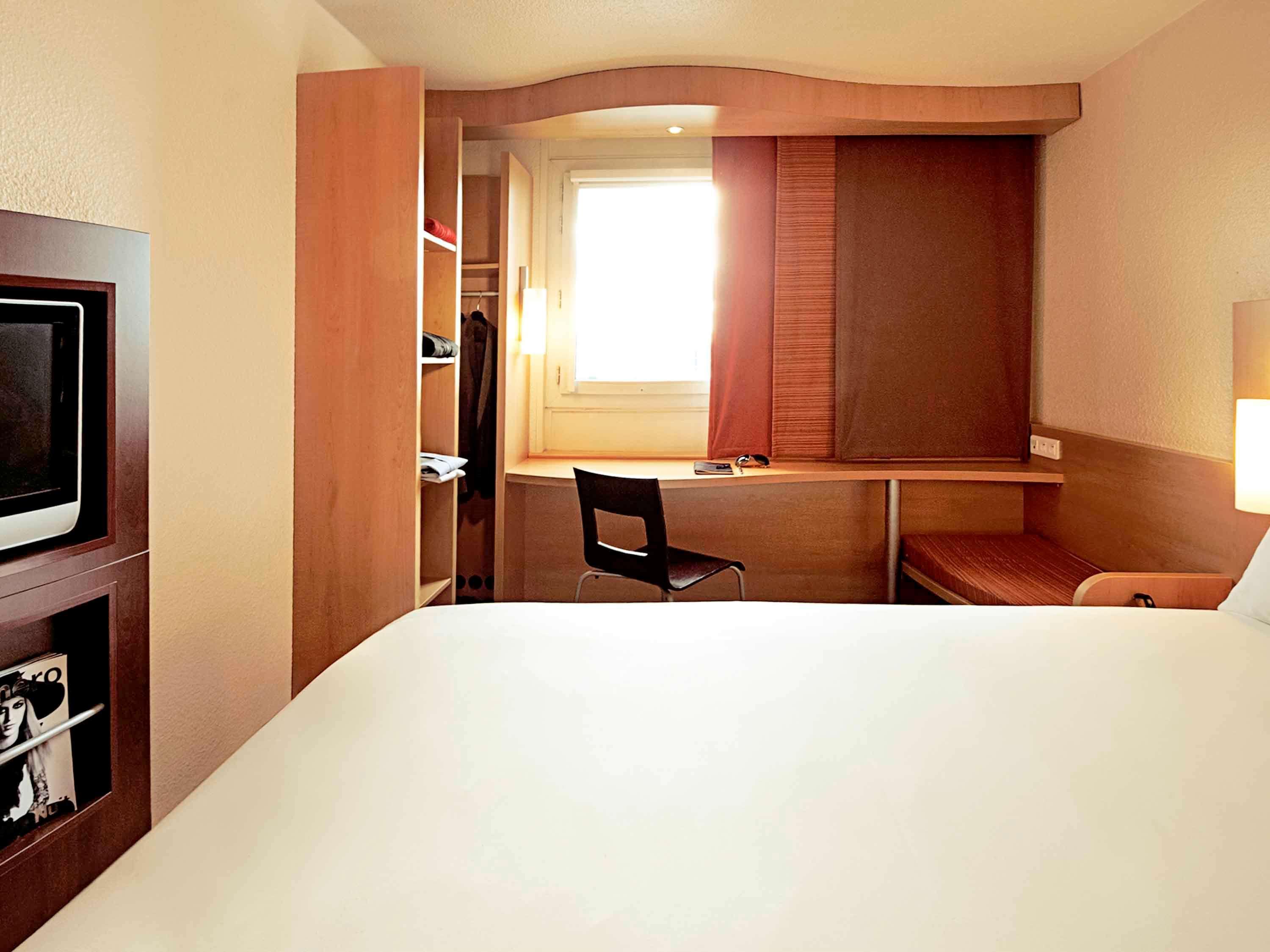 Ibis Lyon Est Chaponnay Otel Dış mekan fotoğraf