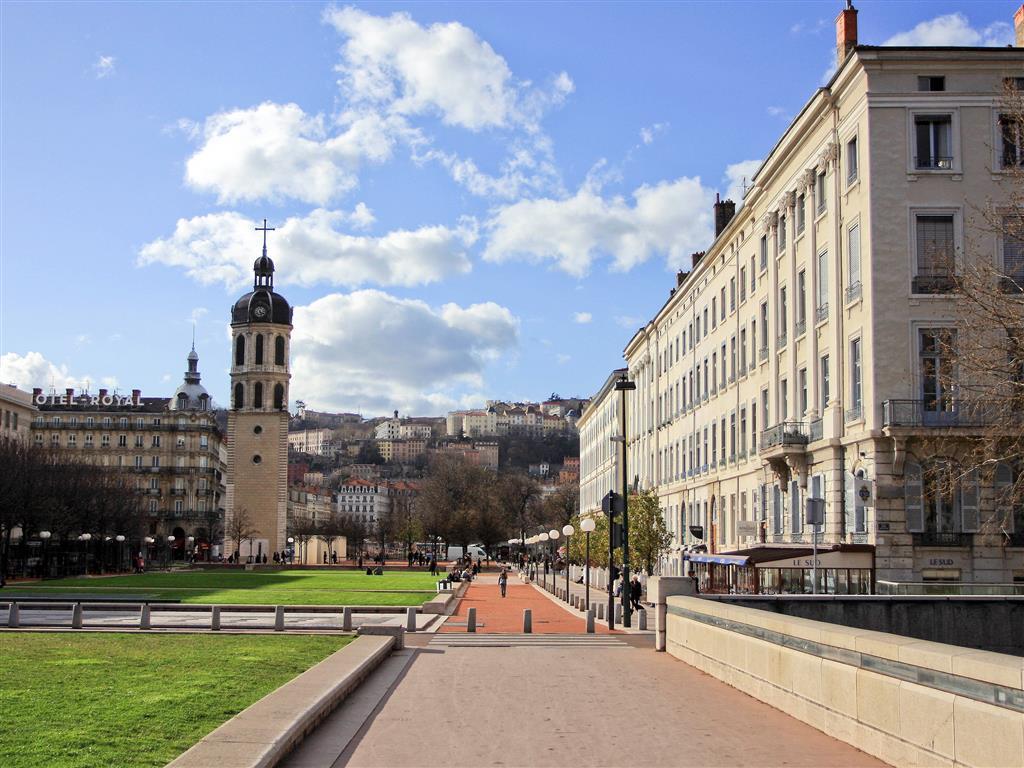 Ibis Lyon Est Chaponnay Otel Dış mekan fotoğraf