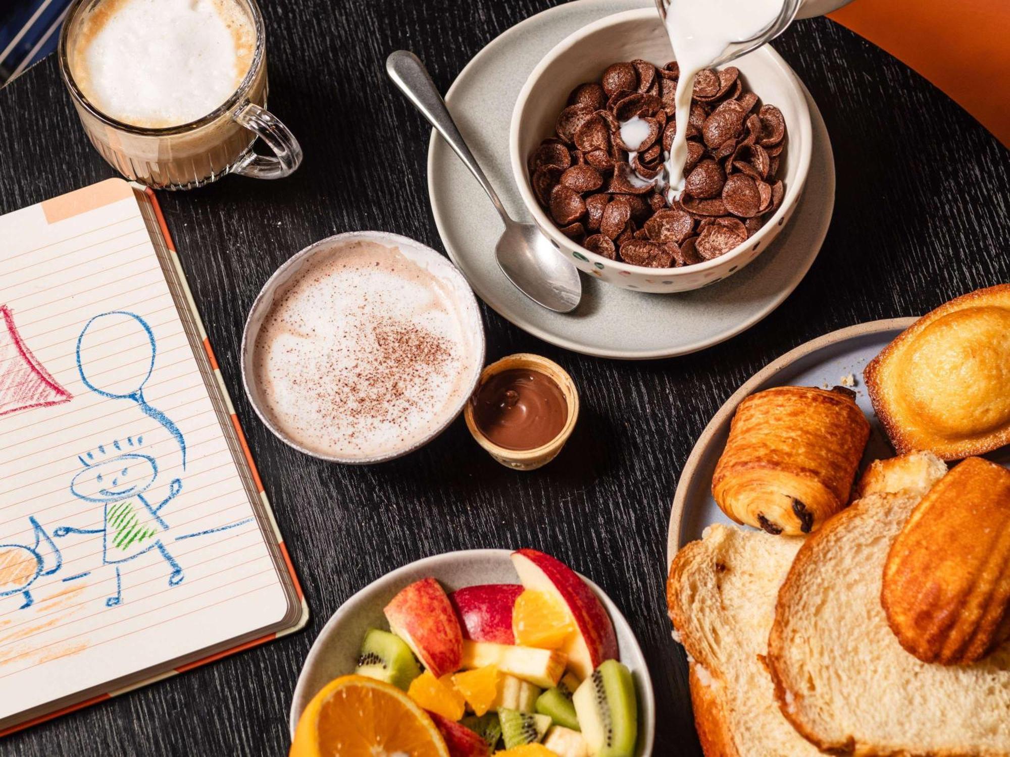 Ibis Lyon Est Chaponnay Otel Dış mekan fotoğraf
