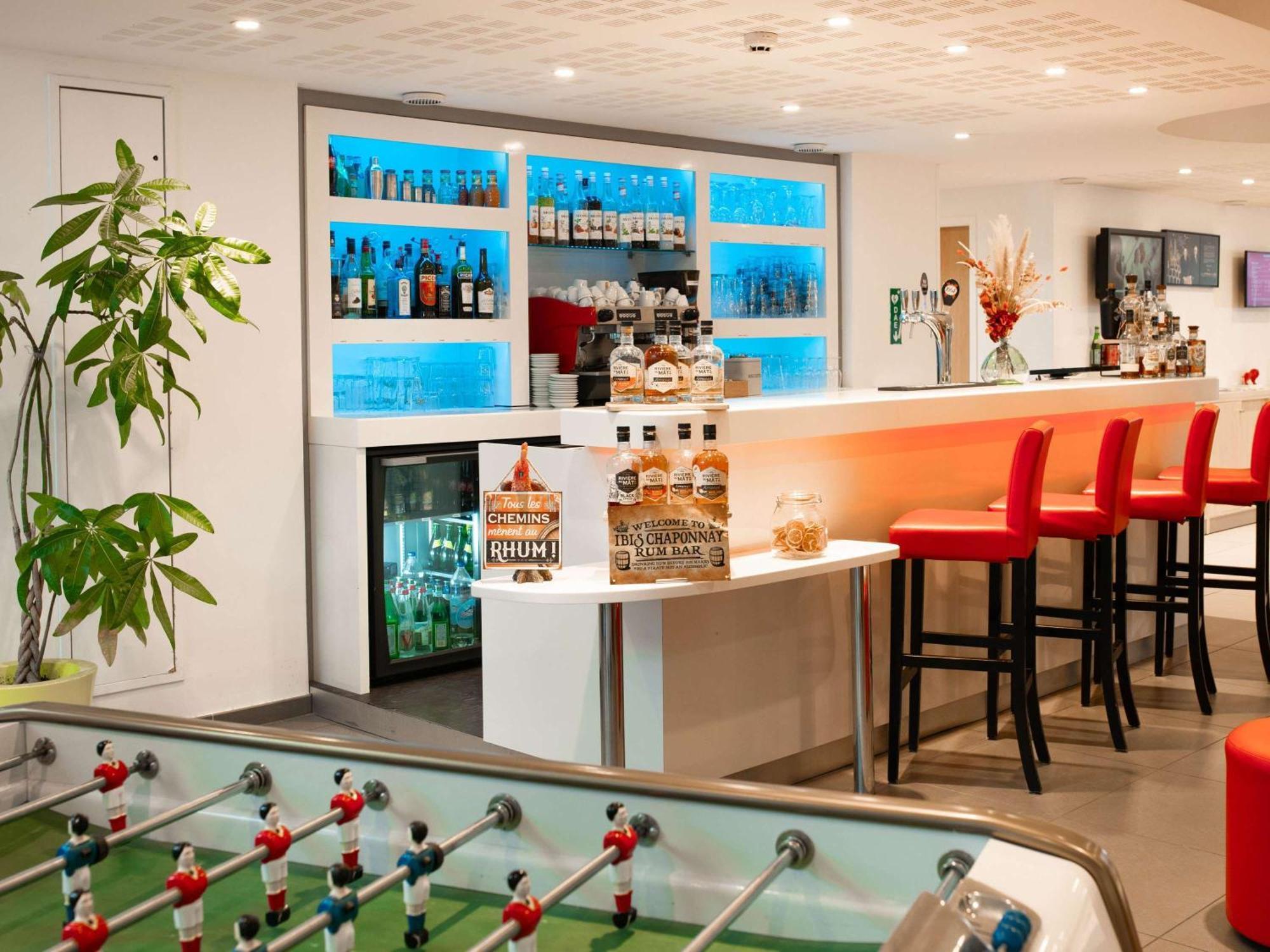 Ibis Lyon Est Chaponnay Otel Dış mekan fotoğraf